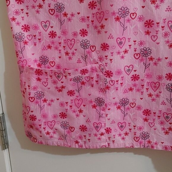 Cherokee nurse scrubs shirt plus size XL pink rose hearts flowers short … - Picture 3 of 7